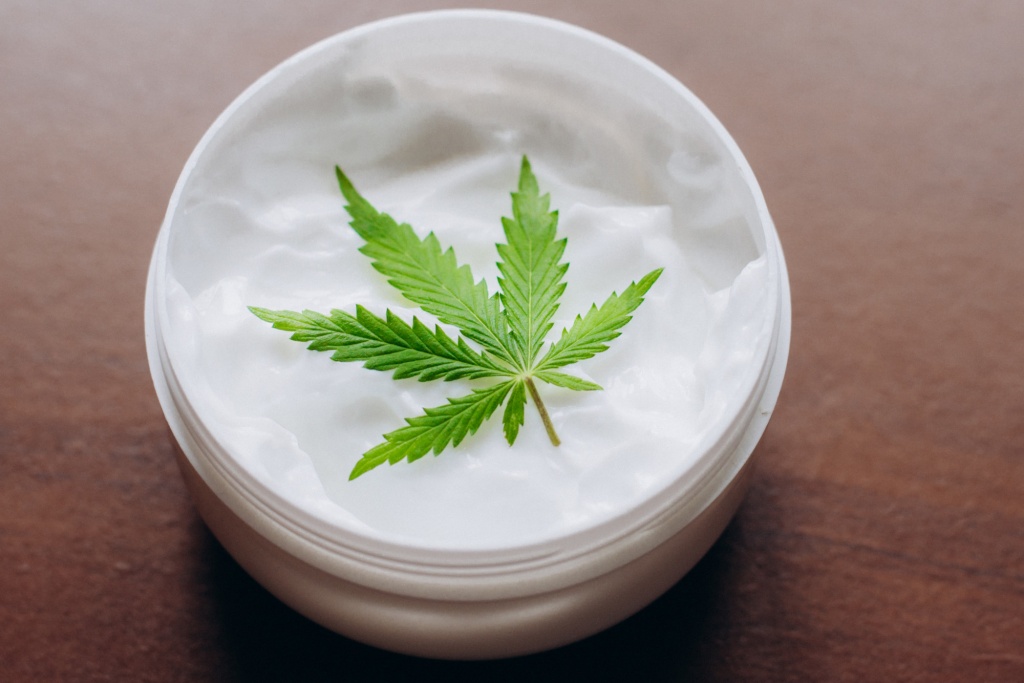 The Best CBD Creams That Deliver Rapid Relief for Aches and Pains